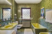 Badezimmer EG