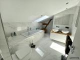 Badezimmer (KI-anonymisiert)