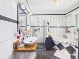 Badezimmer Wohnung 1