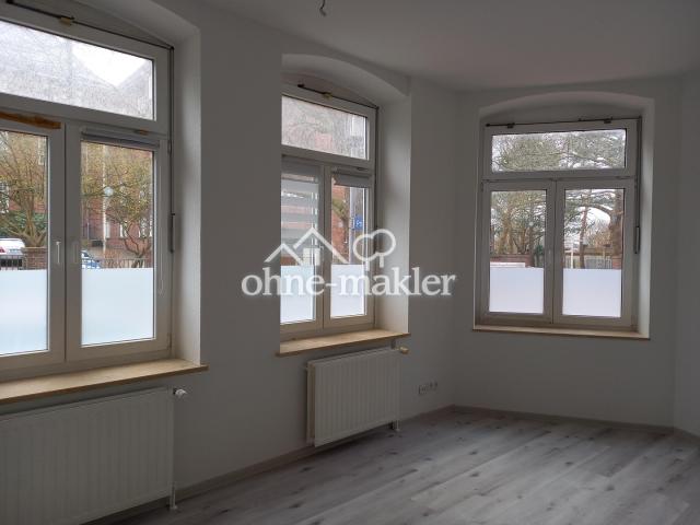 Wohnzimmer EG  (Laminat)
