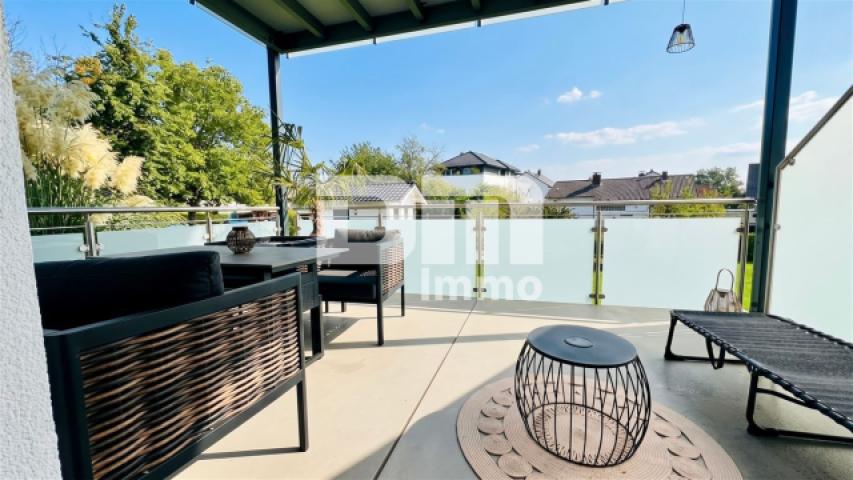 Terrasse / Südausrichtung / Windschutz