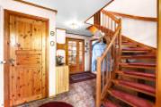 Flur mit Treppe