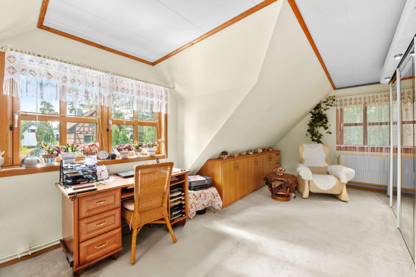 Großes Schlafzimmer