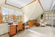 Großes Schlafzimmer