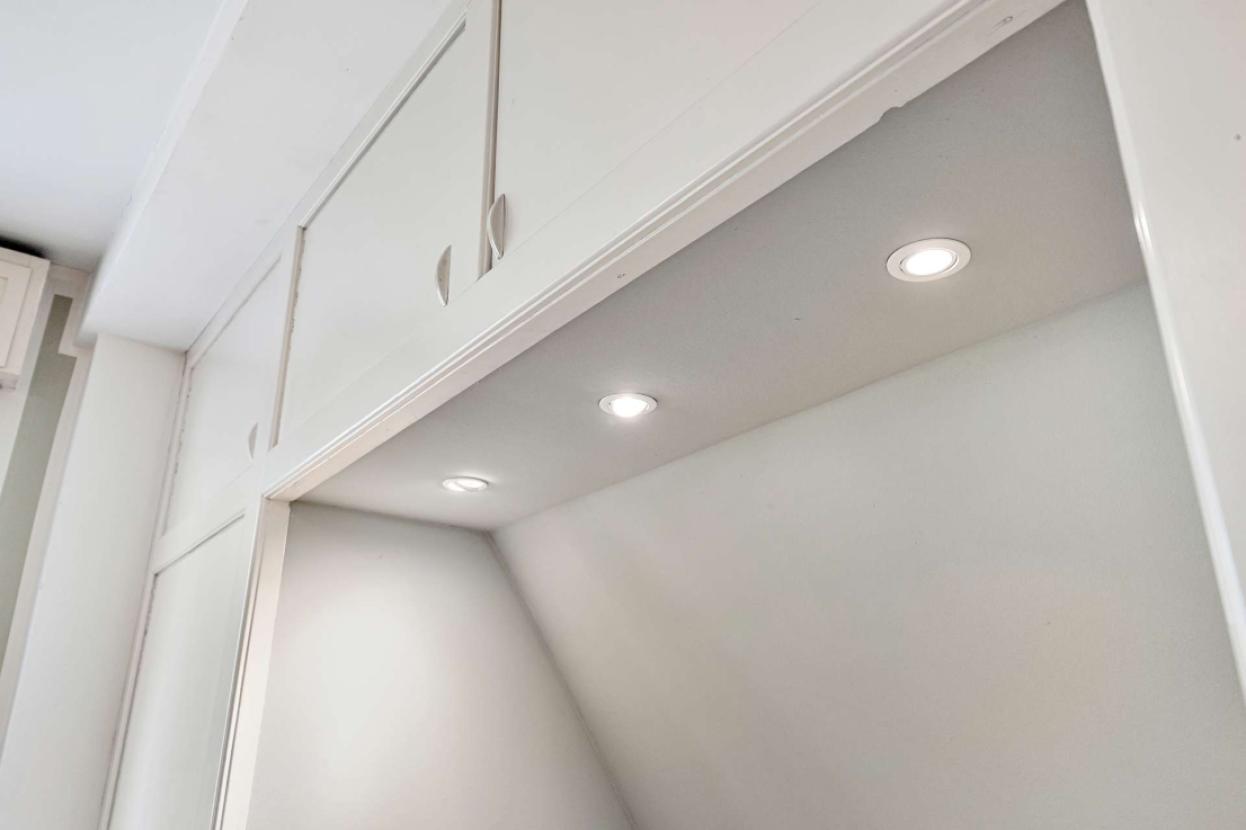 Begehbarer Kleiderschrank
