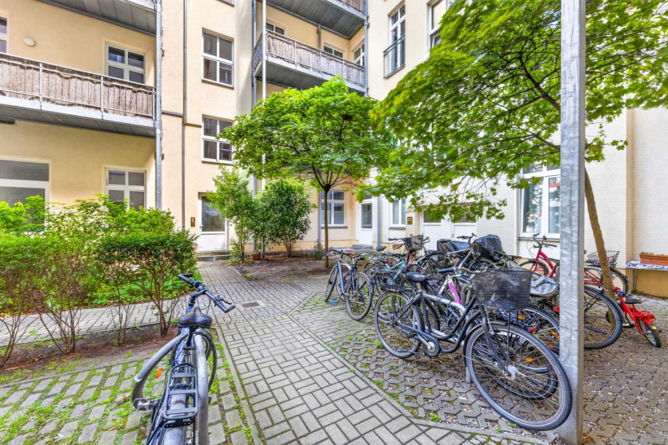 Fahrradständer im Innenhof