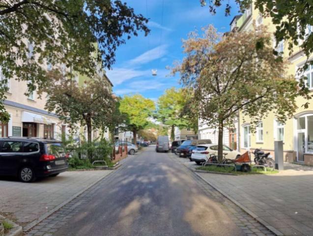 Straßenansicht - (KI-optimiert)