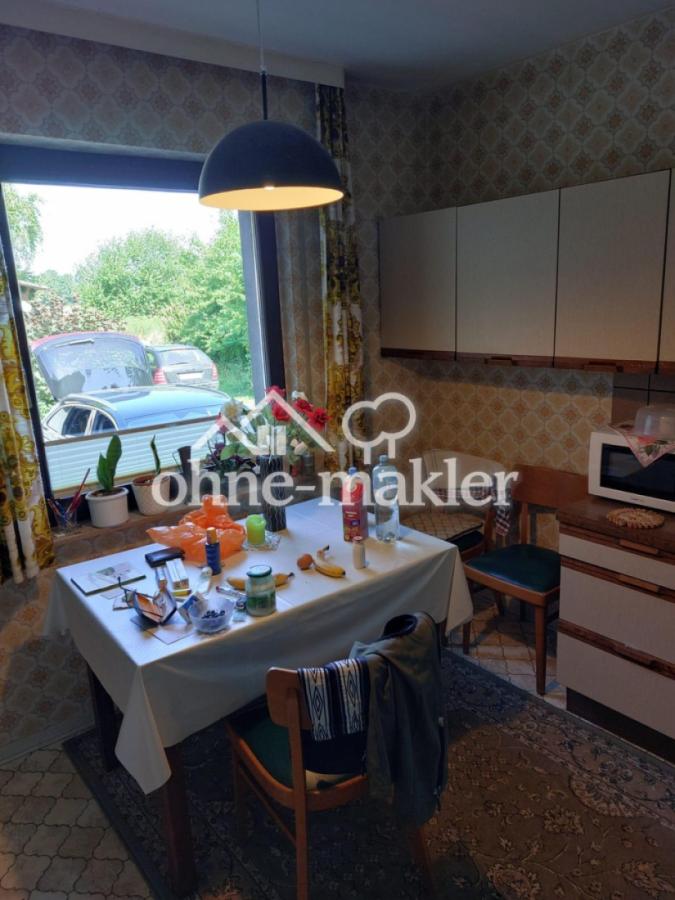 Küche mit Fenster und Ausblick