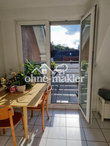 Küche mit Balkon