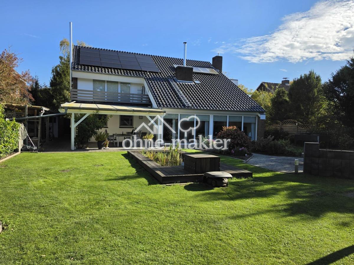 Haus Gartenansicht II