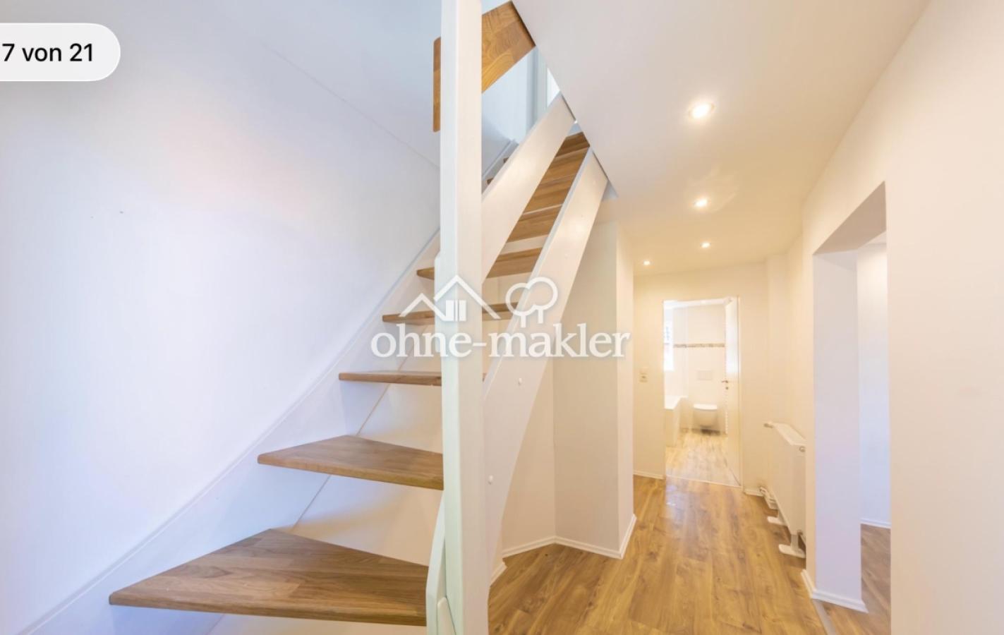 Treppe von 1. Etage zum DG
