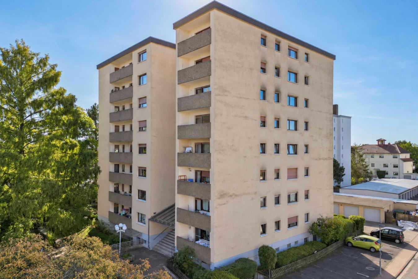 01 Gebäudeansicht