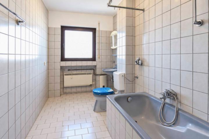 06 Badezimmer