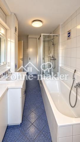 Badezimmer 1. OG