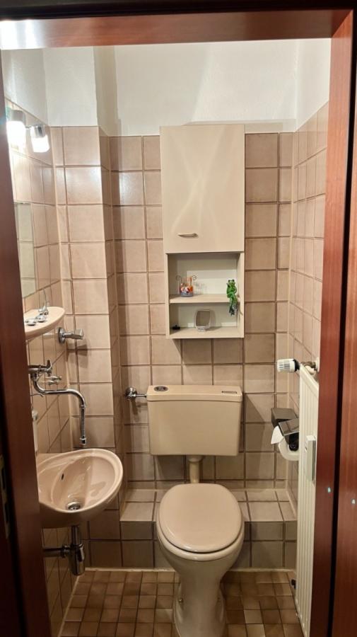 Gäste-WC 1