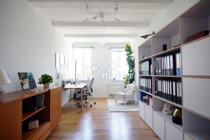 Arbeitszimmer