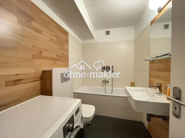 modernes Badezimmer