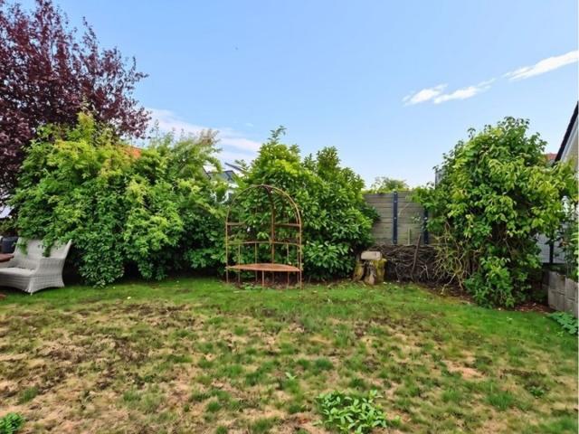 3-Blick in den Garten - EFH Inheiden