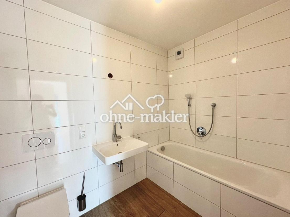 Badezimmer Ansicht 1jpg