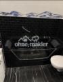 Badewanne mit Glasfront
