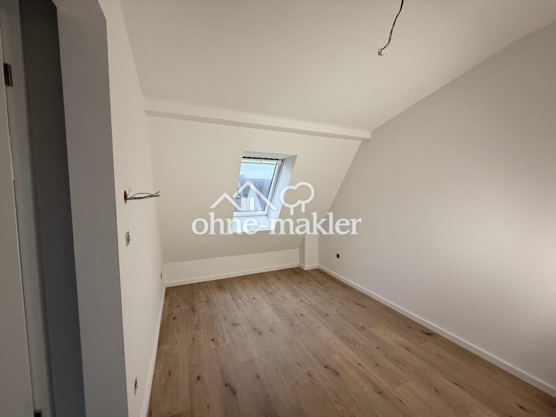 Ankleide zu Zimmer 3