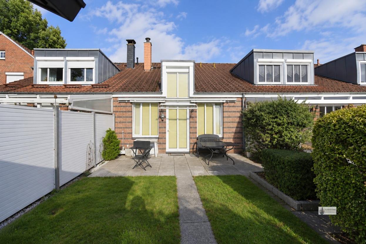 Garten mit Terrasse zur Westseite