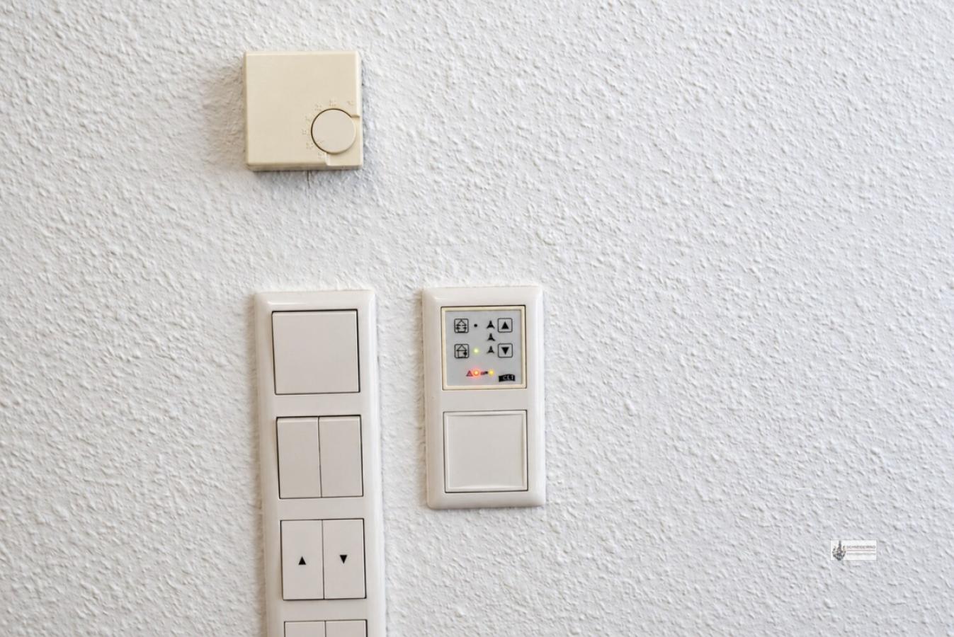 Thermostat + Lüftung + Rollläden