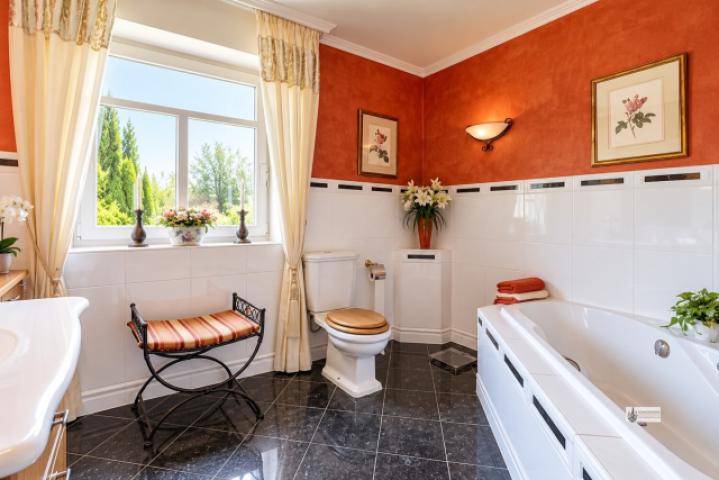 Blick ins Badezimmer