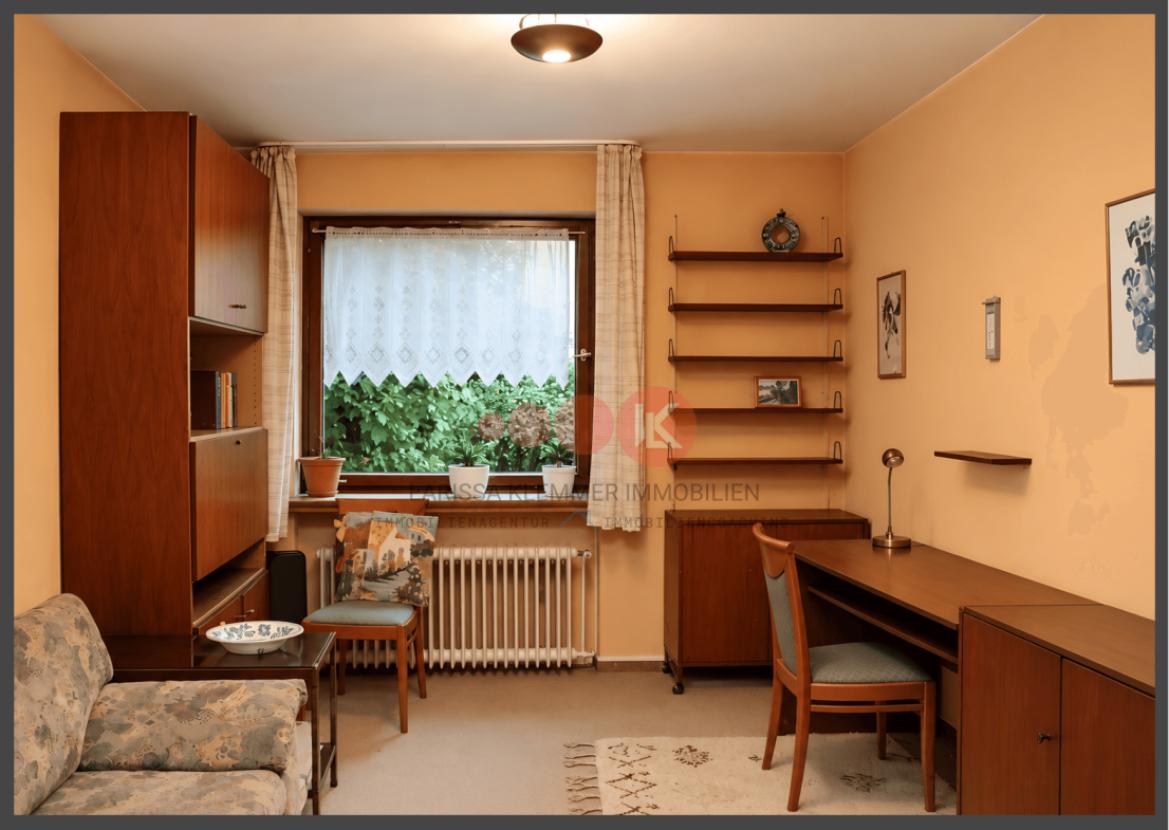 Arbeitszimmer