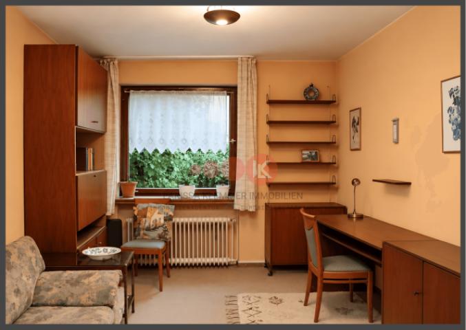 Arbeitszimmer