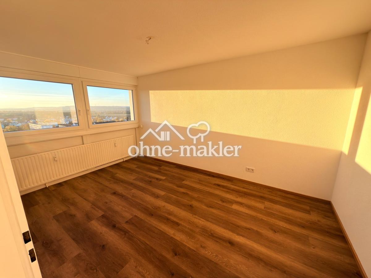Schlafzimmer 1/2