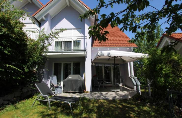 Südterrasse mit Garten