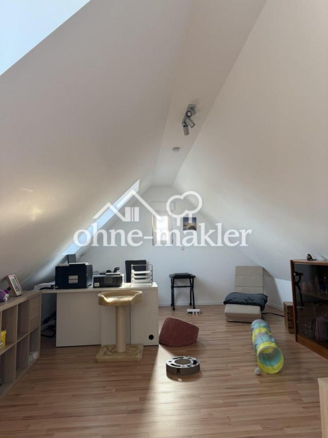 Spitzbogen / Schlafzimmer 4