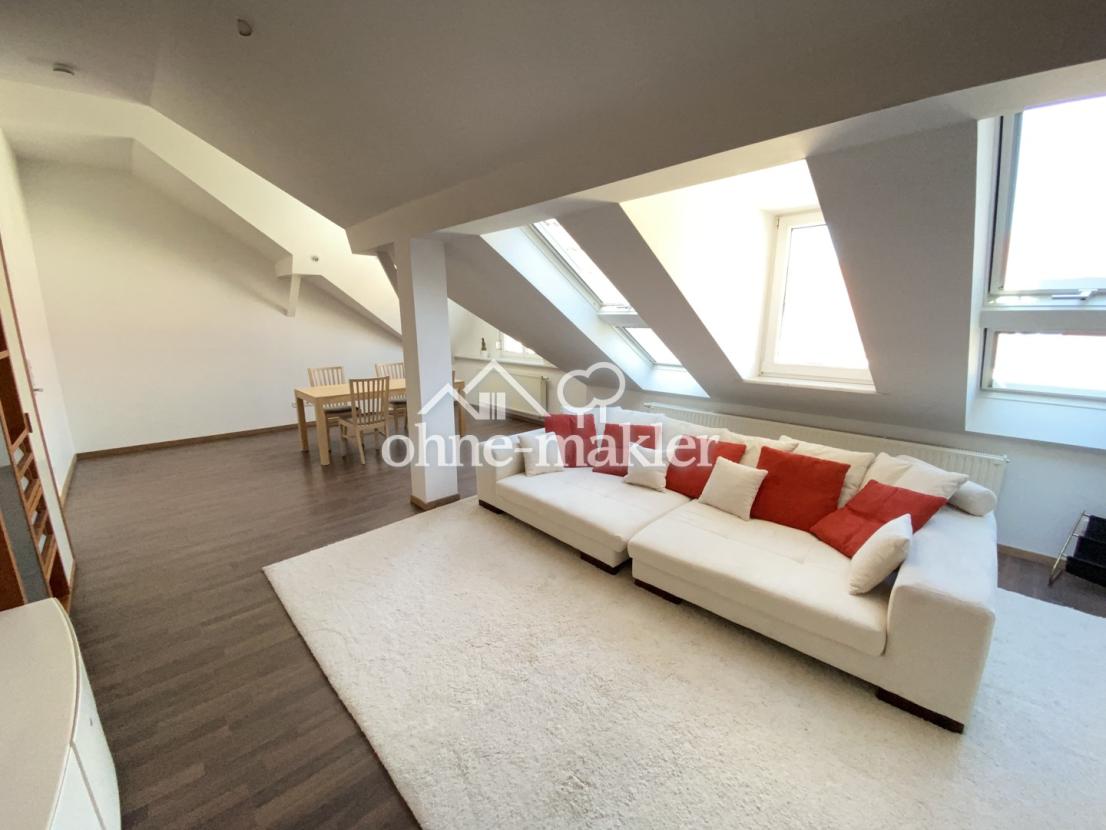 bequemes Loftsofa