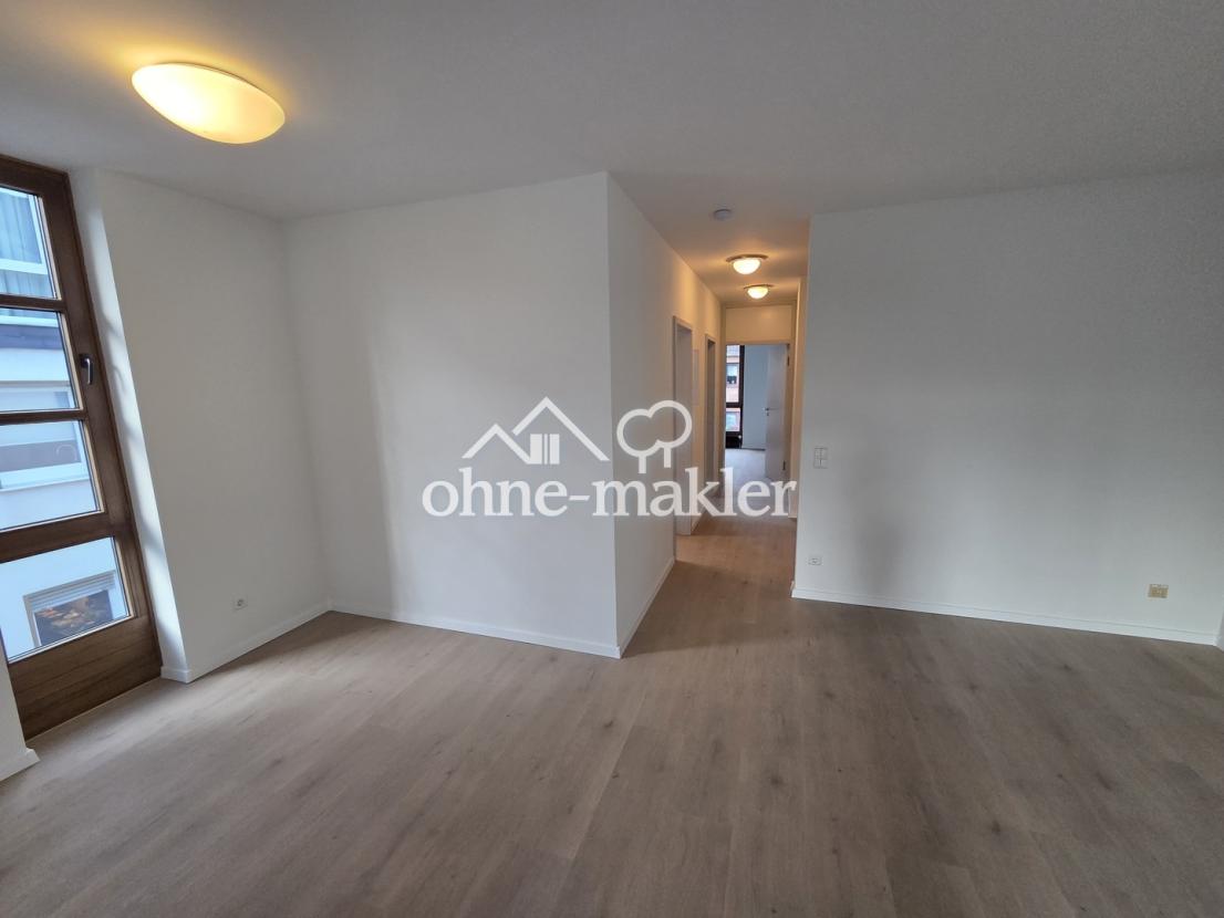 Wohnzimmer, Blick zur Diele