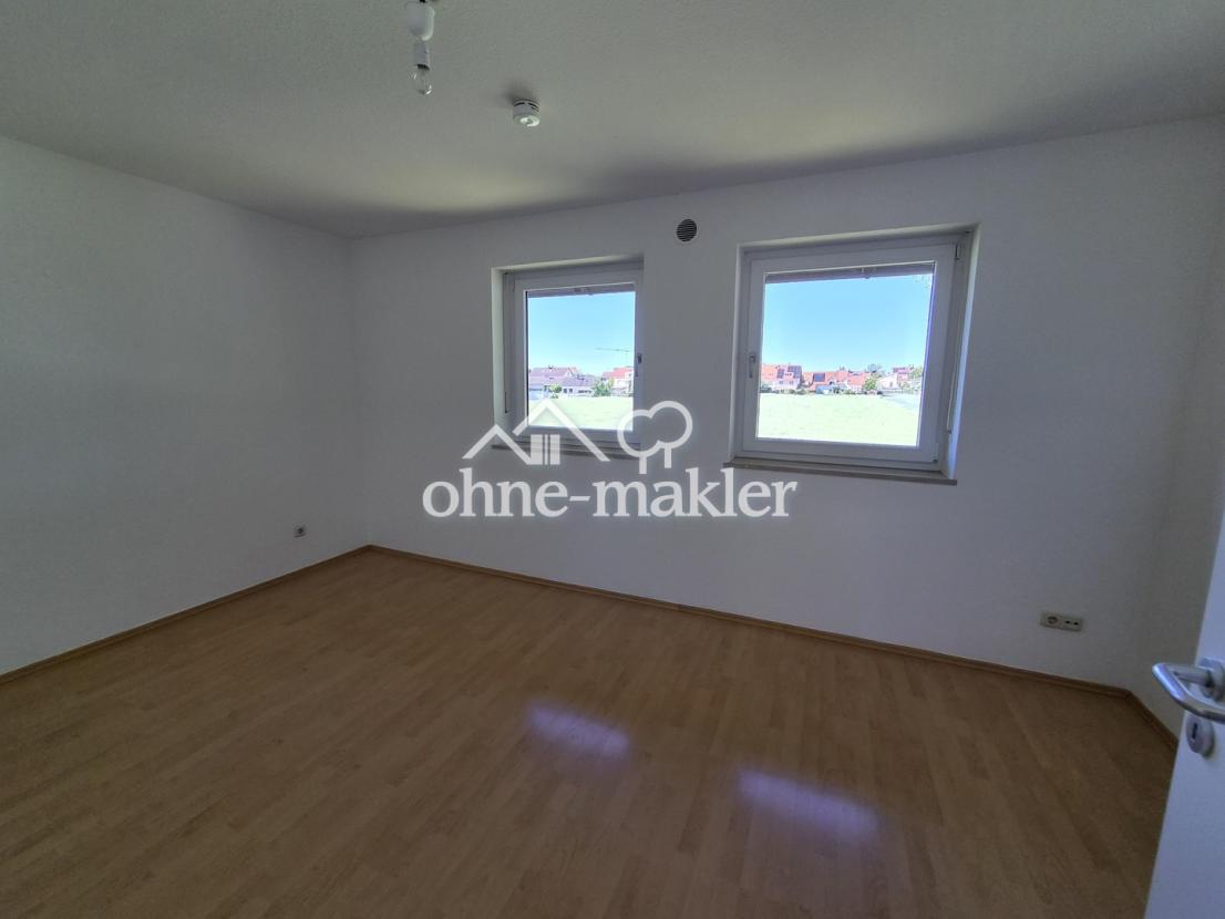 Schlaf- / Arbeitszimmer