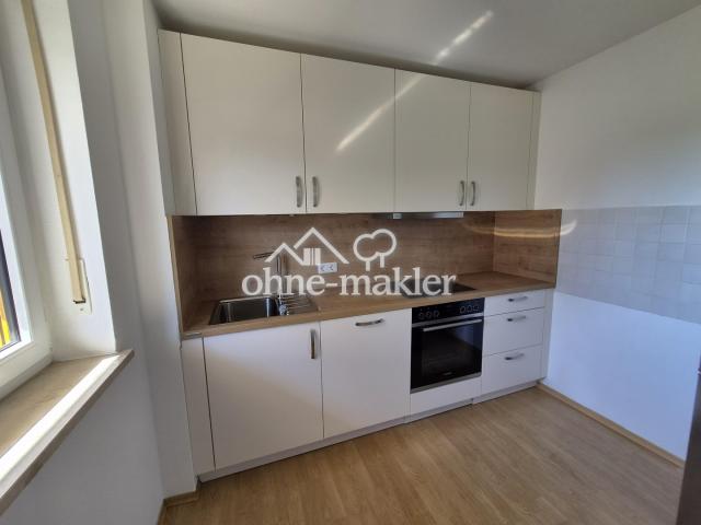 Küche mit Einbauküche