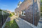 Seitenansicht mit Klinkerfassade