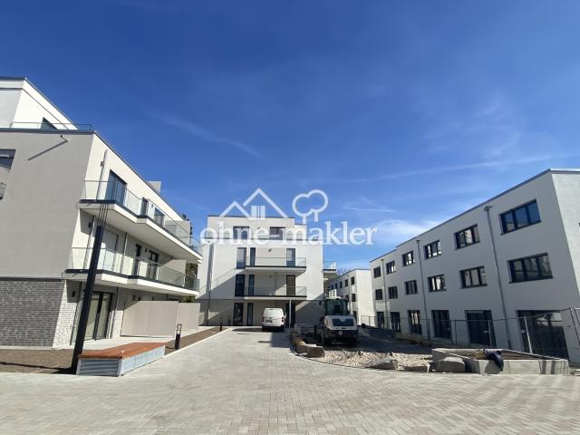 Links das Haus