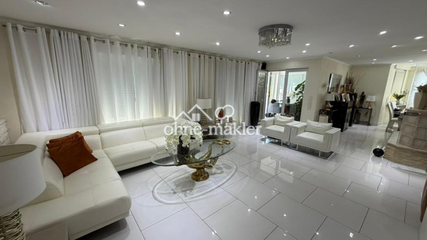 Whz mit Durchgang Wintergarten