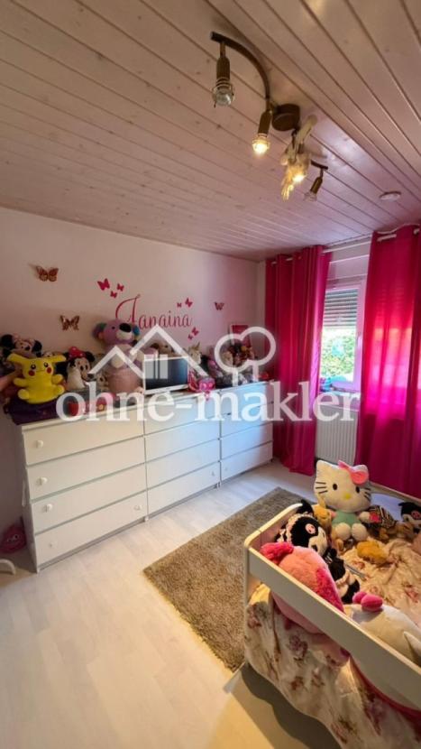 Kinderzimmer 2 x im OG