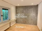 Zimmer 1 Bürogebäude