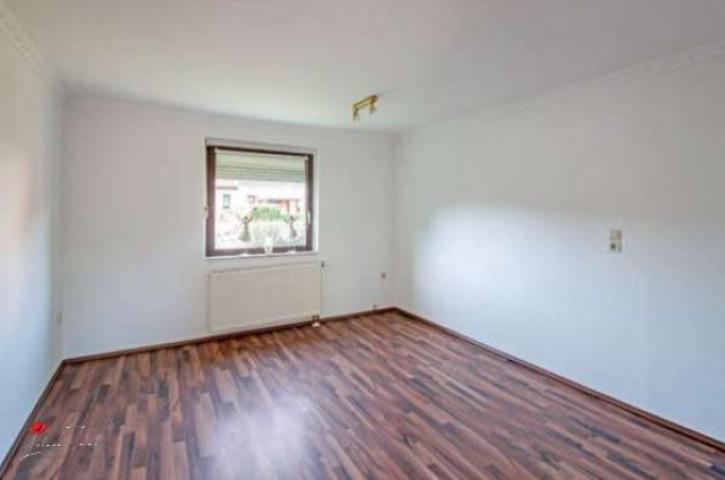 2. Zimmer (EG)