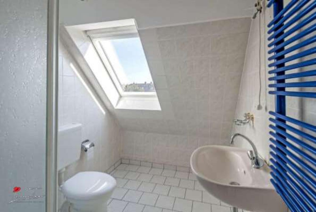Badezimmer (OG)