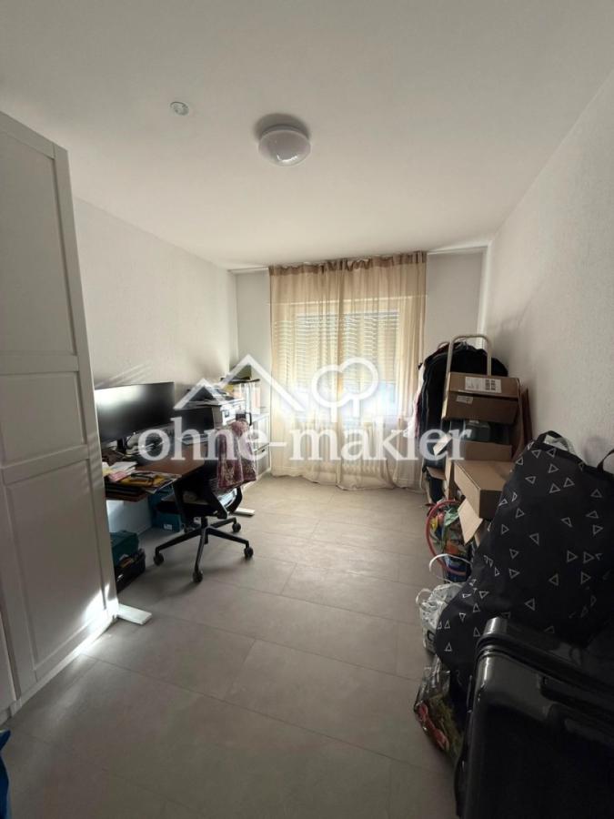 Arbeitszimmer/Kinderzimmer