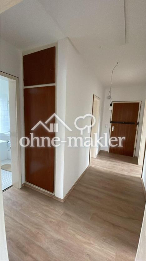 Flur mit Einbauschrank