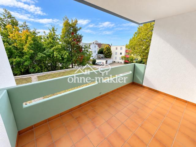Sonniger Südwestbalkon