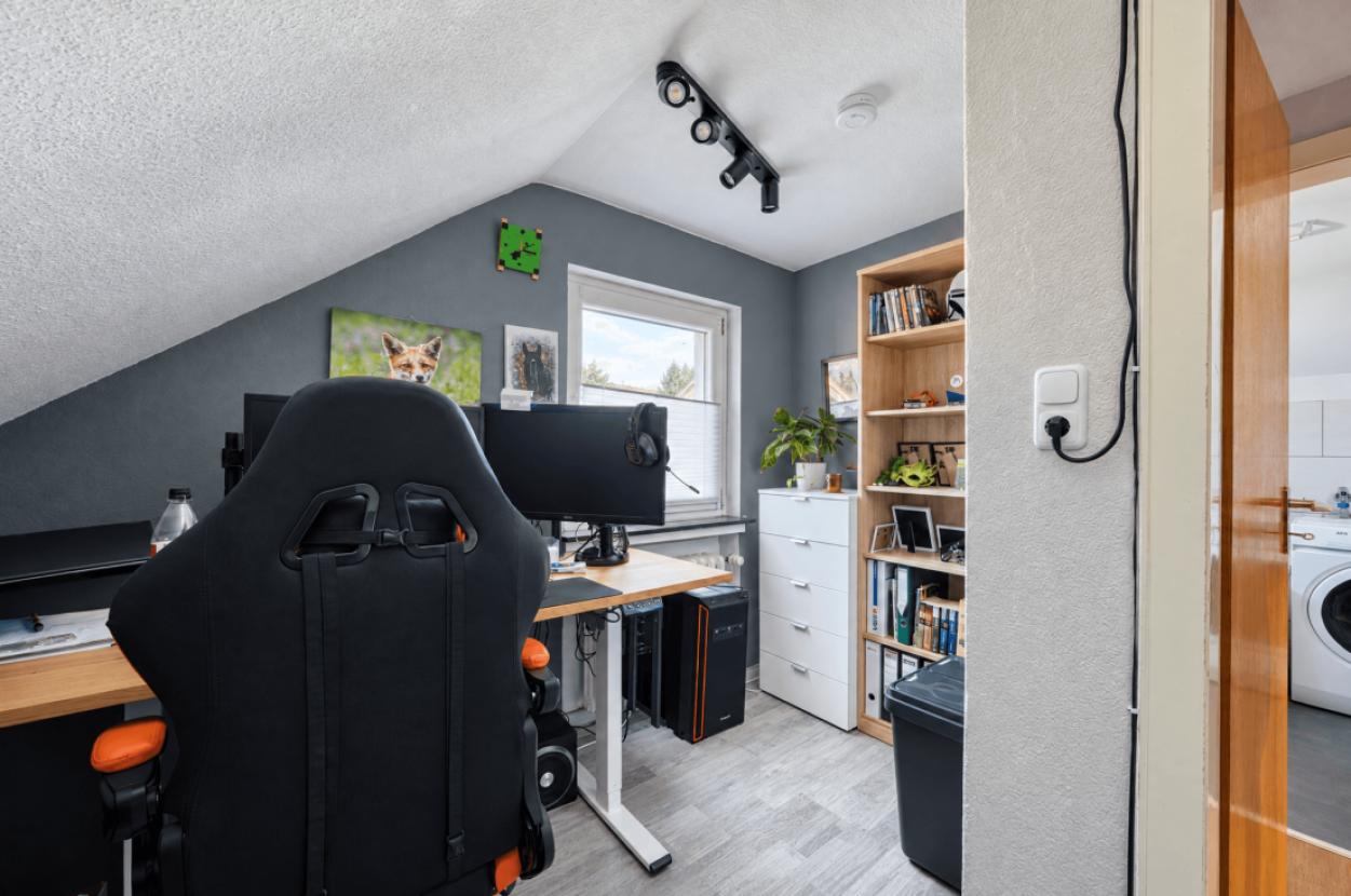 Büro 1