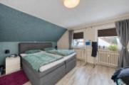 Schlafzimmer DG