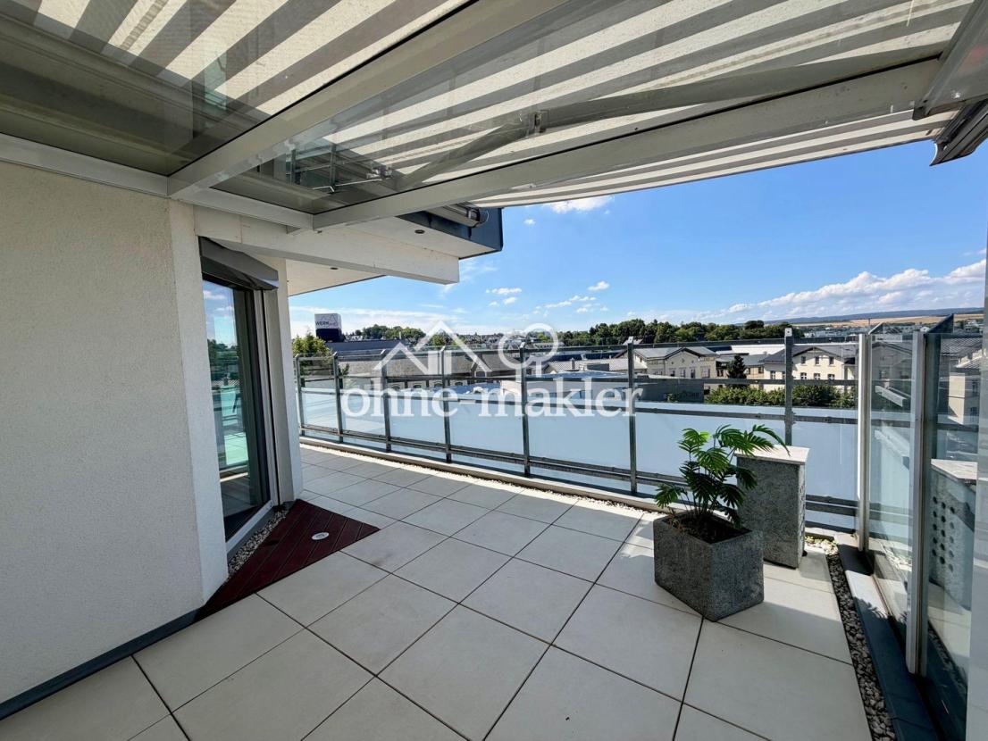 Terrasse mit Markise